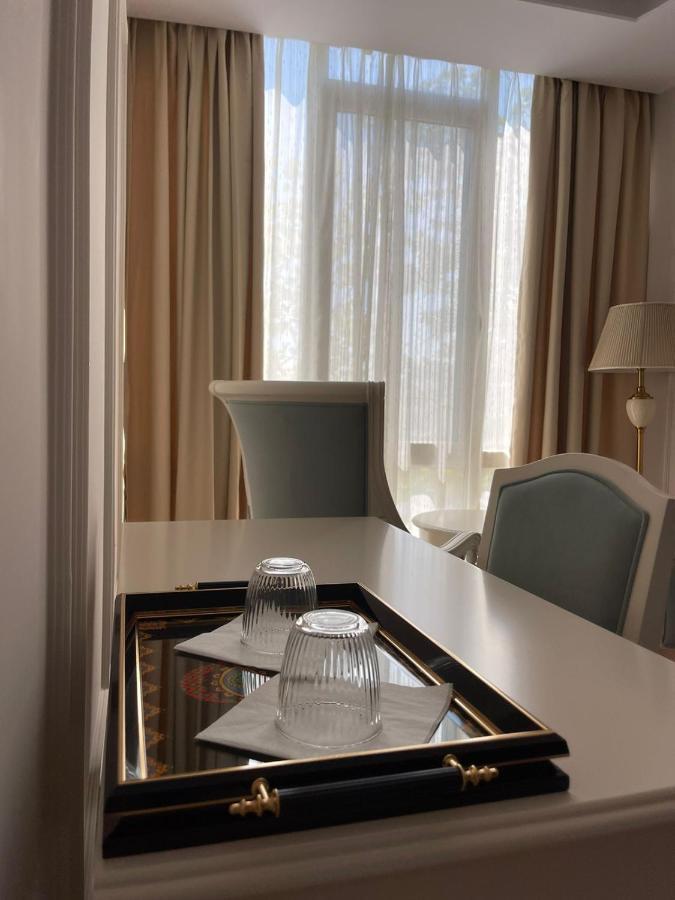 Sol Invictus Boutique Hotel Durres Albania Dış mekan fotoğraf