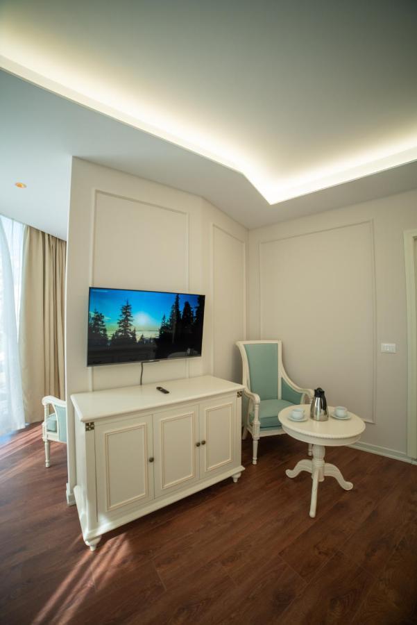 Sol Invictus Boutique Hotel Durres Albania Dış mekan fotoğraf